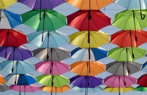 Pourquoi offrir un parapluie personnalisable à ses cibles ? Pourquoi offrir un parapluie personnalisable à ses cibles